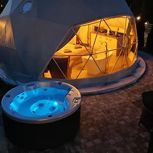  Luxusní stan Mountain Glamp & Jacuzzi